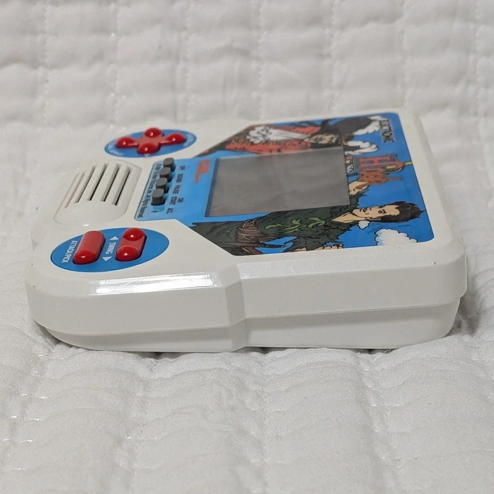 VTG Tiger Electronics 1988 Hook Peter‎ Pan LCD Handheld Video Game *TESTED*